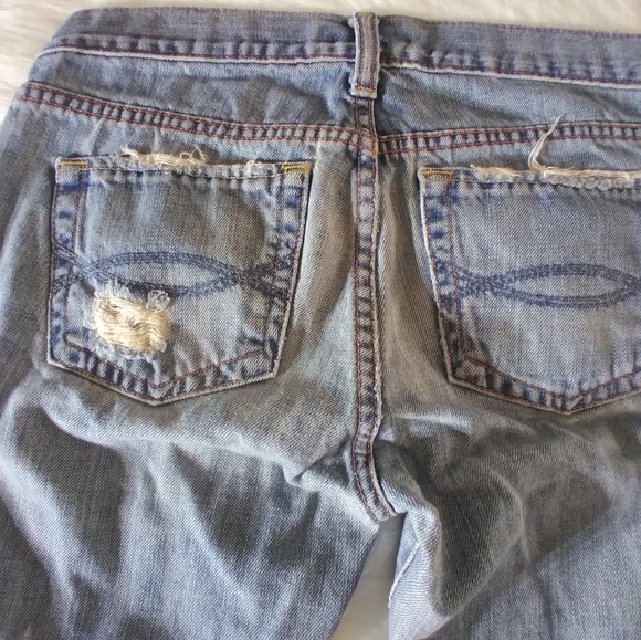 Abercrombie & Fitch distressed jean - Picture 2 of 15